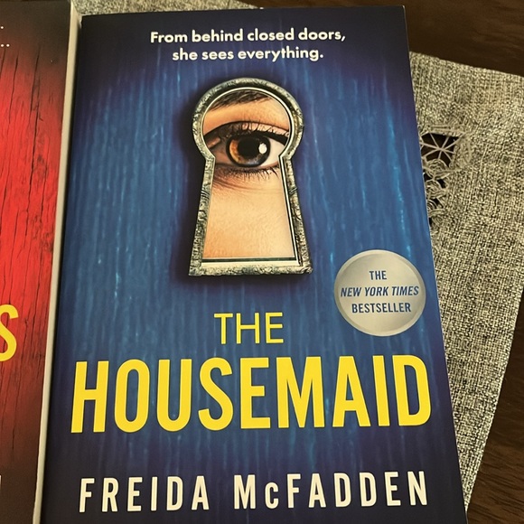 📘Book Bundle📕 - Picture 3 of 7